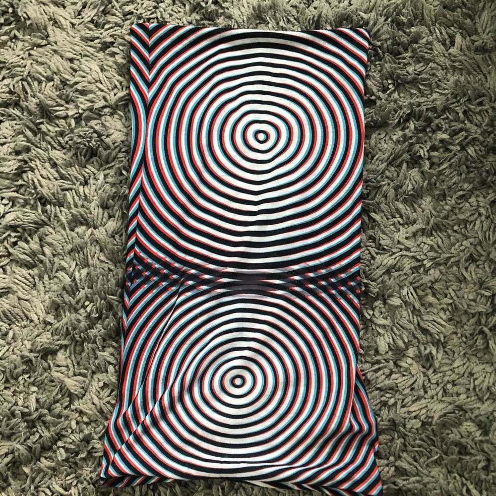Trippy face mask